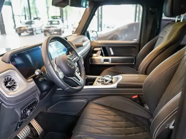 Mercedes-Benz G 400