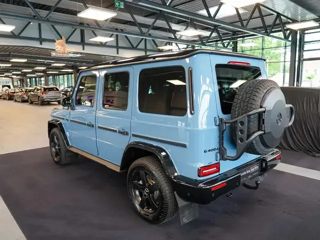 Mercedes-Benz G 400