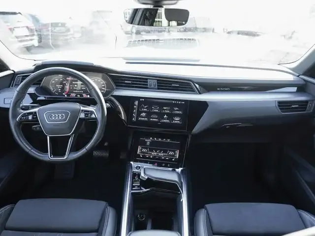 Audi Q8 e-tron