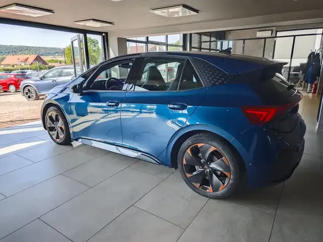 CUPRA Born