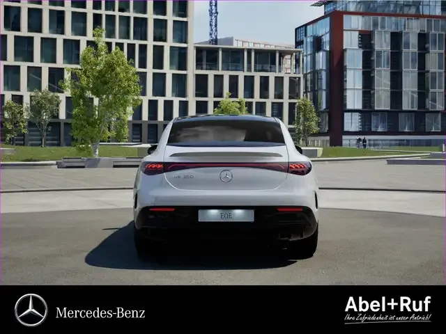 Mercedes-Benz EQE 350