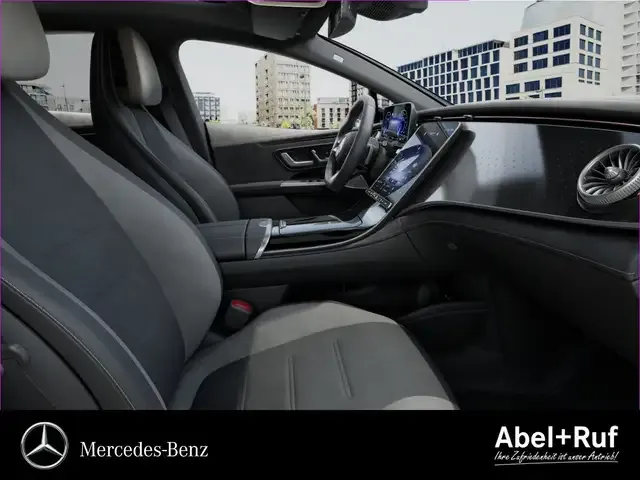 Mercedes-Benz EQE 350