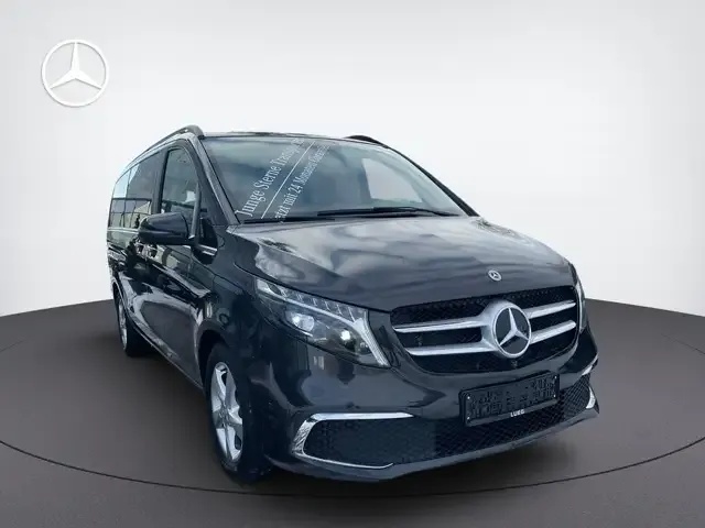 Mercedes-Benz V 250