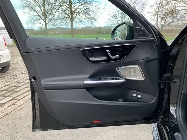 Mercedes-Benz C 63 AMG