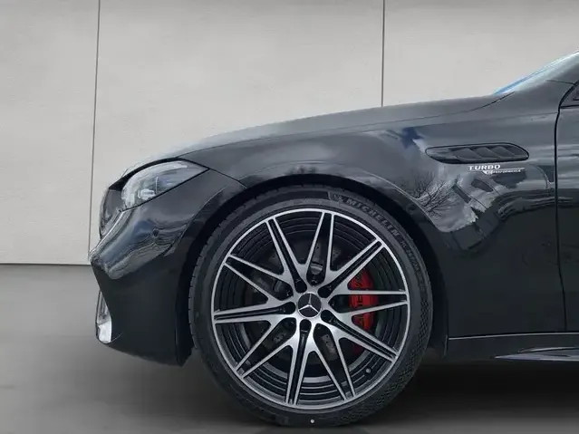 Mercedes-Benz C 63 AMG