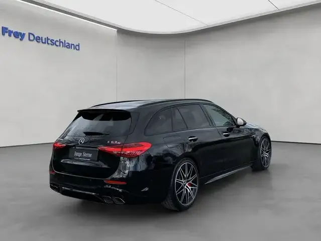 Mercedes-Benz C 63 AMG