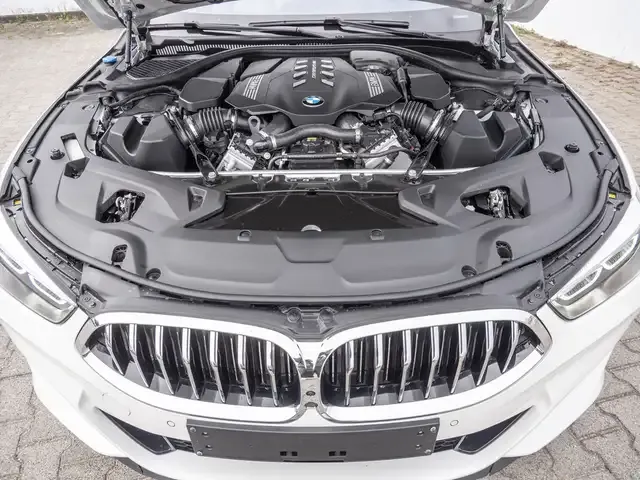 BMW M850