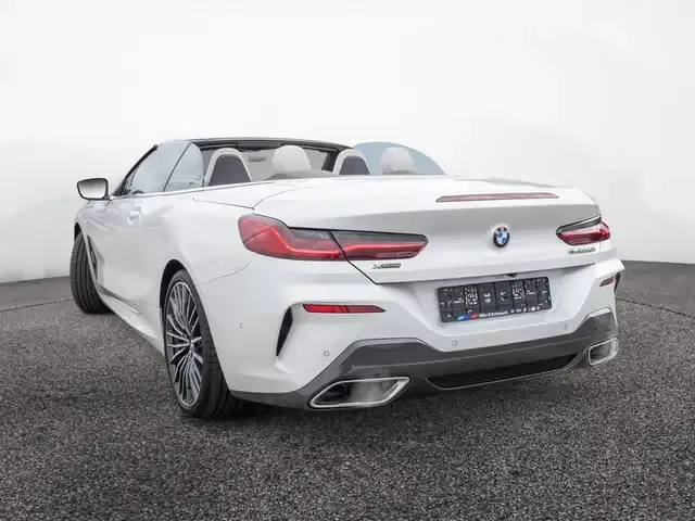BMW M850