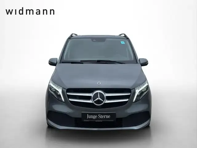Mercedes-Benz V 250