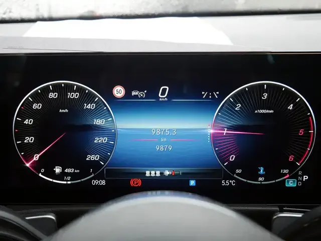 Mercedes-Benz GLB 200