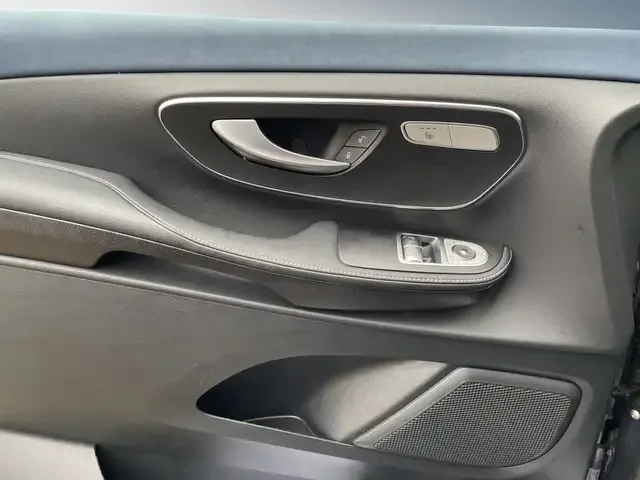 Mercedes-Benz EQV 300