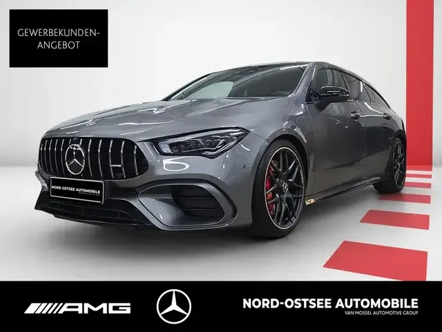 Mercedes-Benz CLA 45 AMG