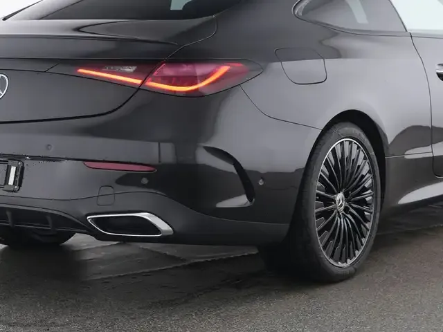 Mercedes-Benz CLE 220