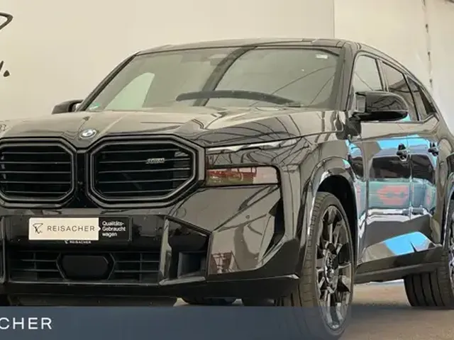 BMW XM