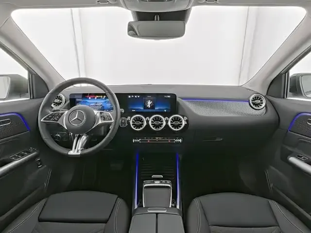 Mercedes-Benz GLA 220