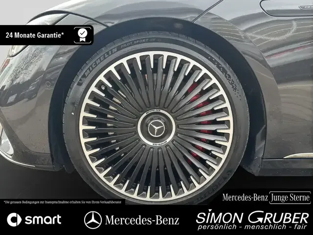Mercedes-Benz EQE 43