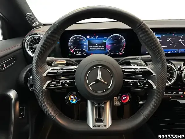 Mercedes-Benz CLA 35 AMG