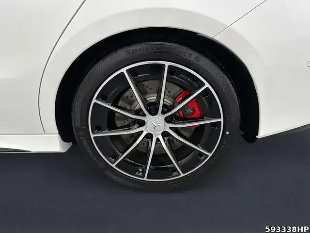 Mercedes-Benz CLA 35 AMG