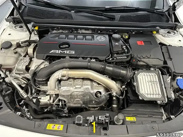 Mercedes-Benz CLA 35 AMG