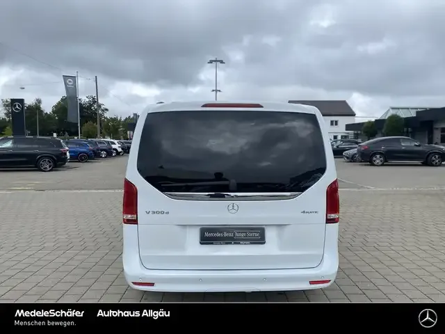 Mercedes-Benz V 300