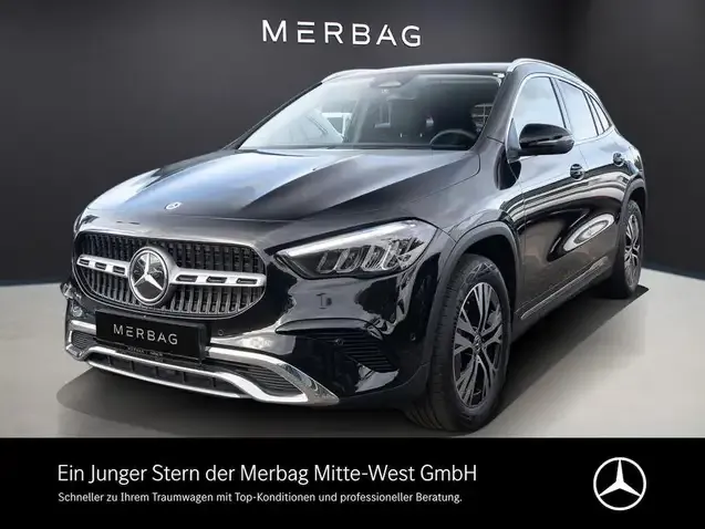 Mercedes-Benz GLA 220