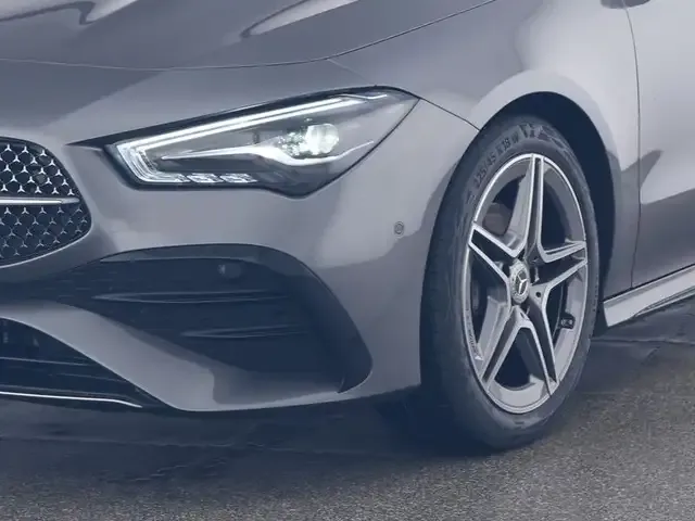 Mercedes-Benz CLA 180
