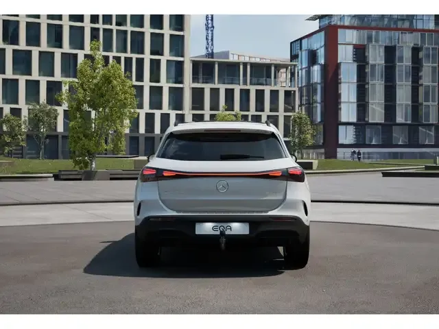 Mercedes-Benz EQA 300
