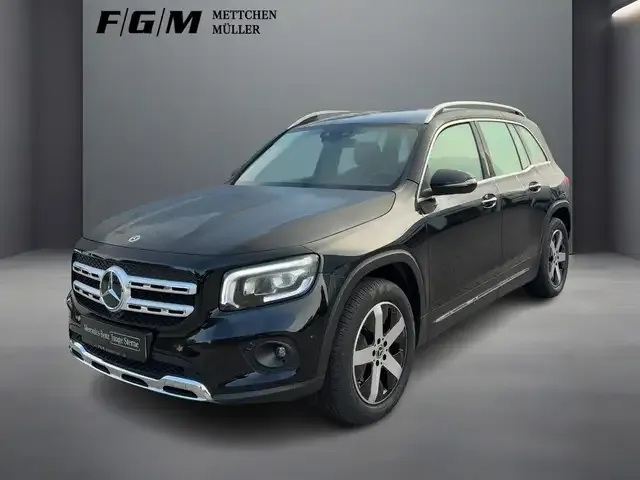 Mercedes-Benz GLB 180