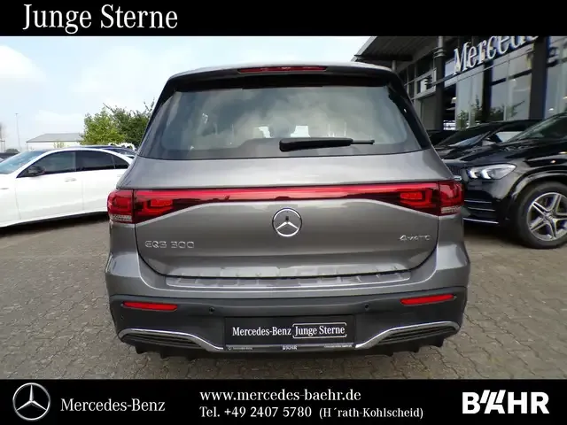Mercedes-Benz EQB 300