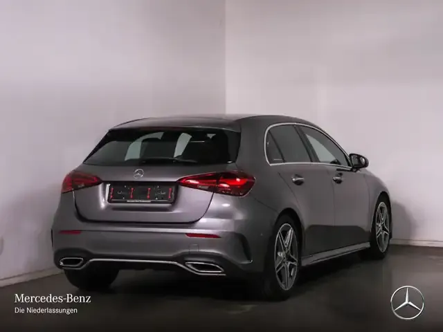 Mercedes-Benz A 220
