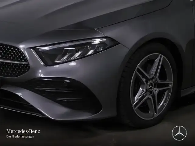 Mercedes-Benz A 220