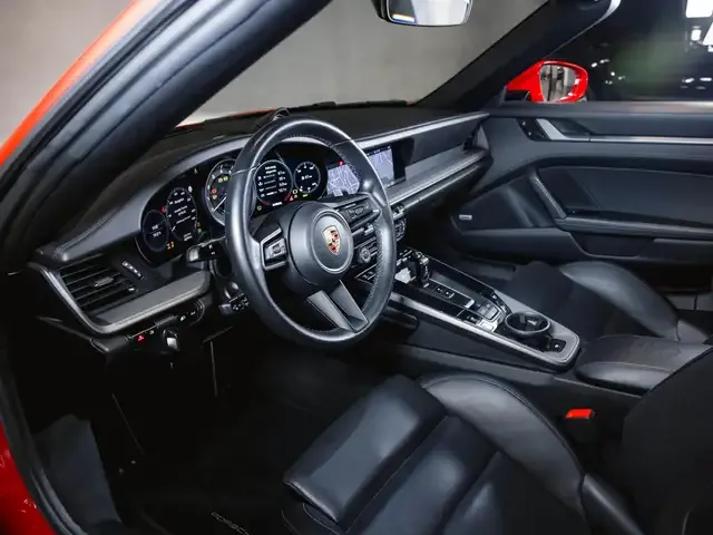 Porsche 992