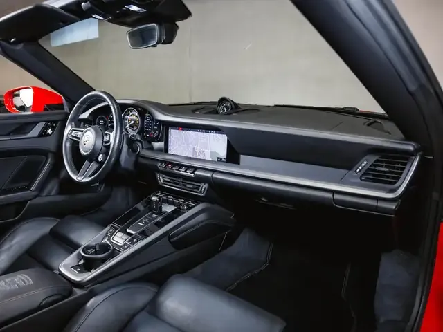 Porsche 992