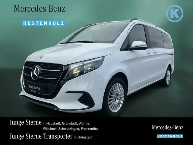 Mercedes-Benz V 220