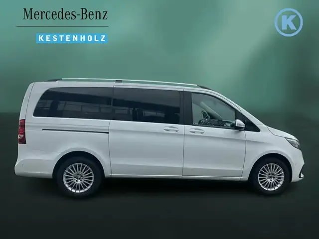 Mercedes-Benz V 220