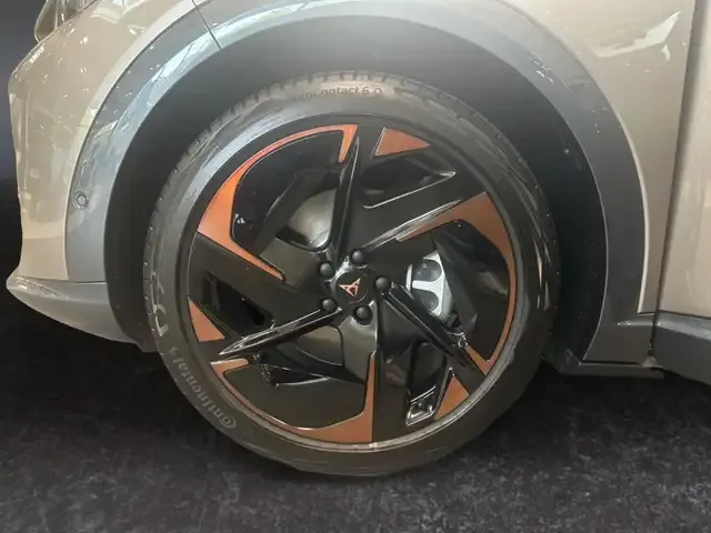 CUPRA Tavascan