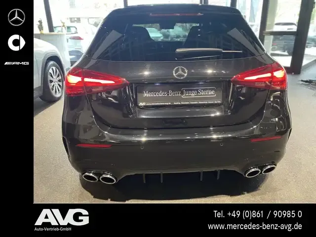 Mercedes-Benz A 45 AMG