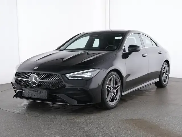 Mercedes-Benz CLA 180