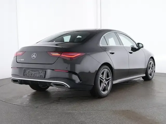 Mercedes-Benz CLA 180