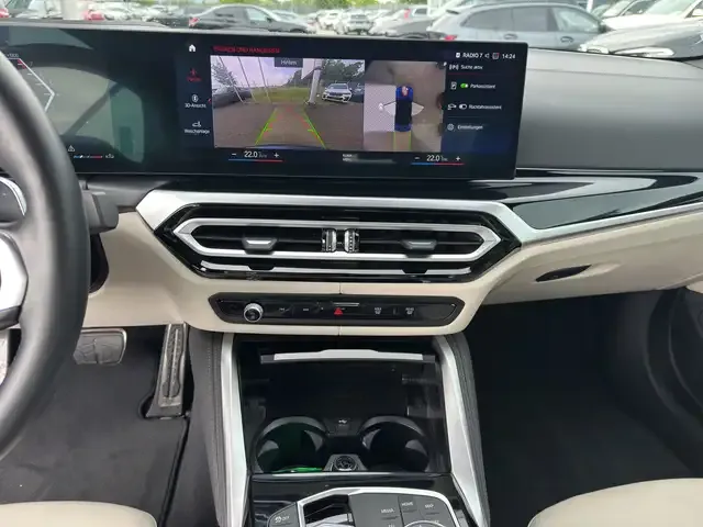 BMW 440