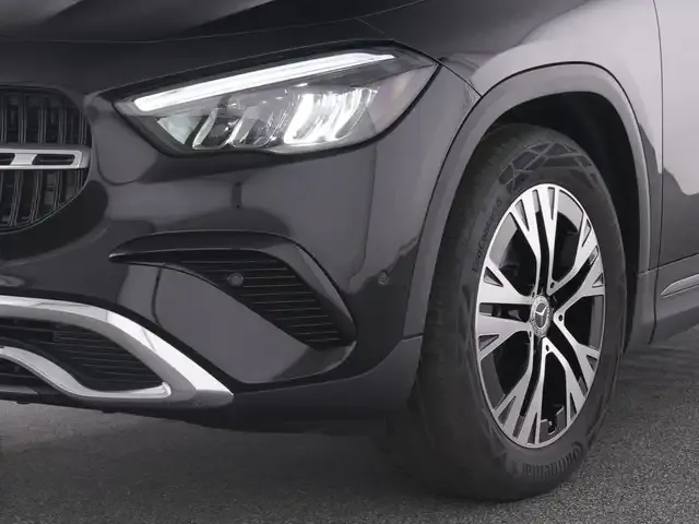 Mercedes-Benz GLA 180