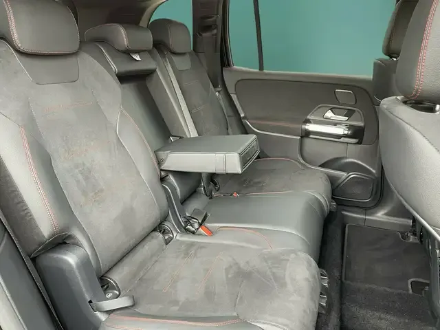 Mercedes-Benz EQB 300