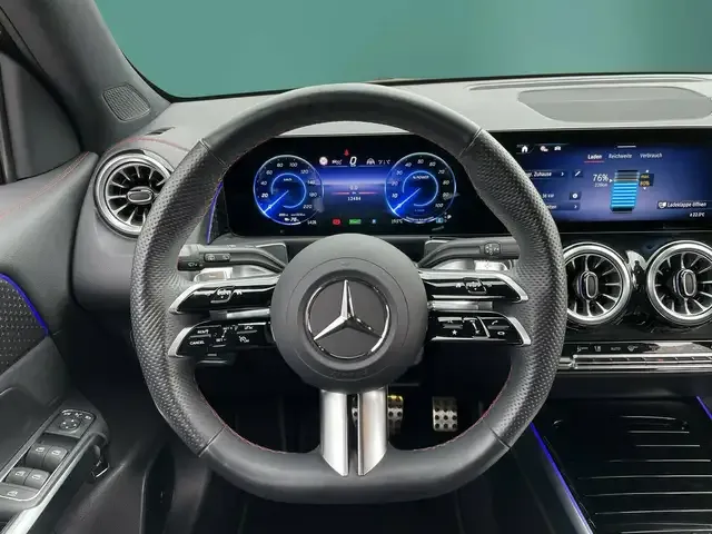 Mercedes-Benz EQB 300