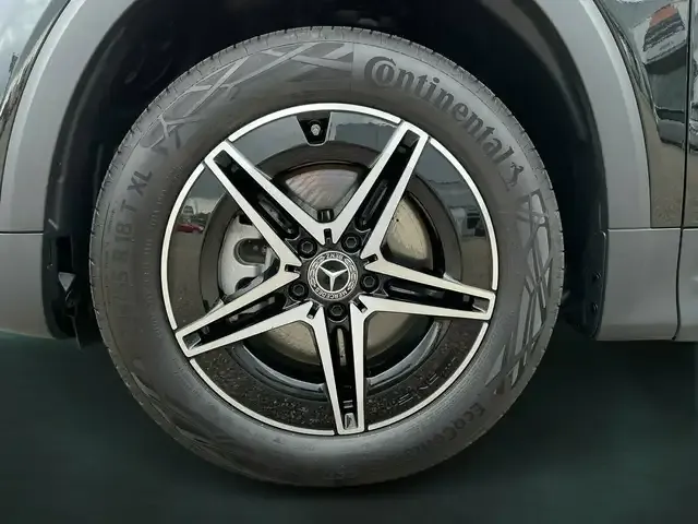 Mercedes-Benz EQB 300