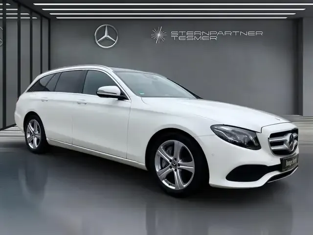 Mercedes-Benz E 400