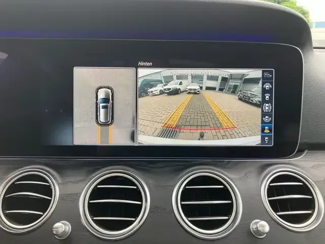 Mercedes-Benz E 400