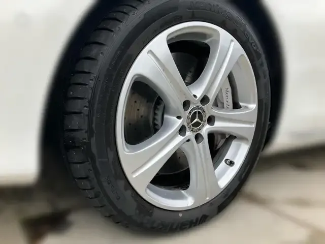 Mercedes-Benz E 400
