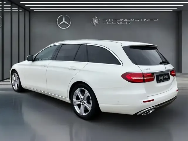 Mercedes-Benz E 400