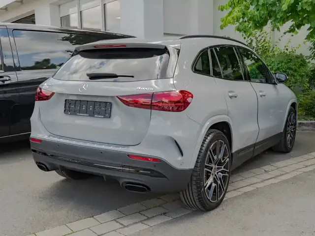 Mercedes-Benz GLA 250