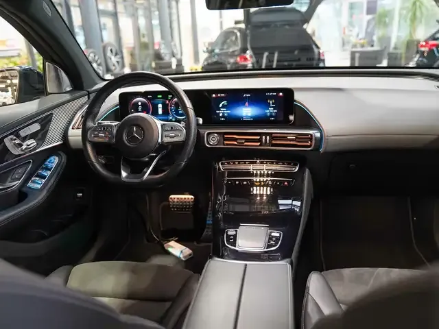 Mercedes-Benz EQC 400